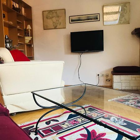 Apartman Simple Apartment Sarajevo Exterior photo